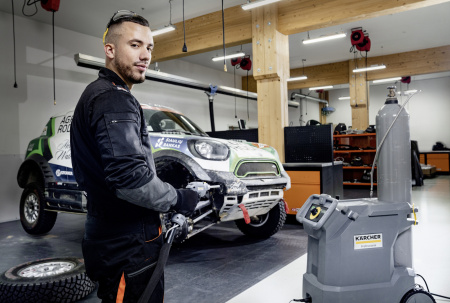 Аппарат для очистки сухим льдом со встроенным генератором сухого льда Karcher IB 10/8 L2P