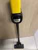 Аккумуляторный вертикальный пылесос Karcher VC 4 Cordless MyHome (б/у, нет кронштейна, ЗУ)
