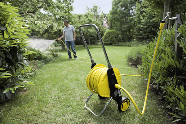 Тележка для шланга Karcher HT 3.420 (в комплекте) со шлангом 1/2" Тележка для шланга Karcher HT 3.420 (в комплекте) со шлангом 1/2"