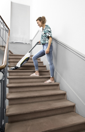 Аппарат для влажной уборки Karcher FC 5 Cordless Premium Аппарат для влажной уборки Karcher FC 5 Cordless Premium