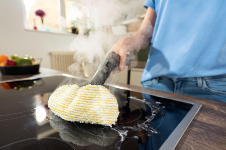 Пароочиститель Karcher SC 3 Deluxe Пароочиститель Karcher SC 3 Deluxe