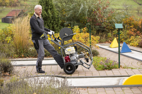 Аппарат высокого давления Karcher HD 9/23 G Аппарат высокого давления Karcher HD 9/23 G