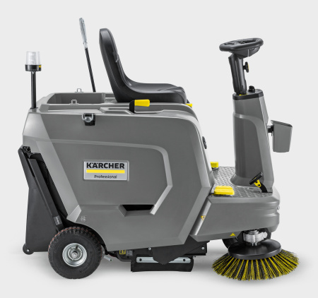 Подметально-всасывающая машина с сиденьем для водителя Karcher KM 85/50 R Bp