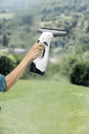 Стеклоочиститель Karcher WV 2 Premium Plus (white) (снят с производства) Стеклоочиститель Karcher WV 2 Premium Plus (white) (снят с производства)