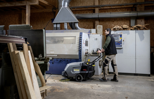 Подметальная машина Karcher KM 85/50 W Bp Подметальная машина Karcher KM 85/50 W Bp