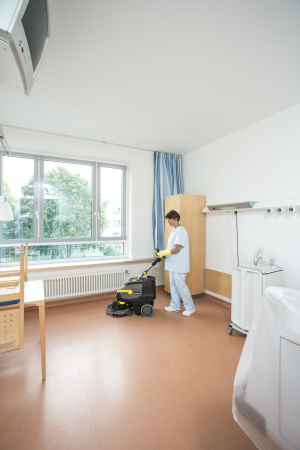 Поломоечная машина Karcher BD 38/12 C