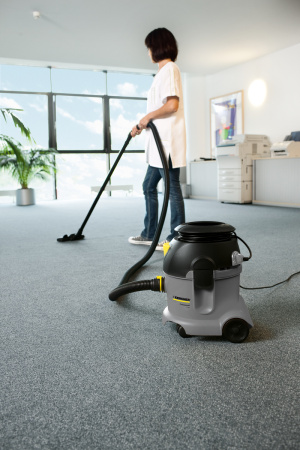 Пылесос сухой уборки Karcher T 10/1 Adv