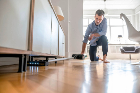 Аккумуляторный вертикальный пылесос Karcher VC 7 Signature Line