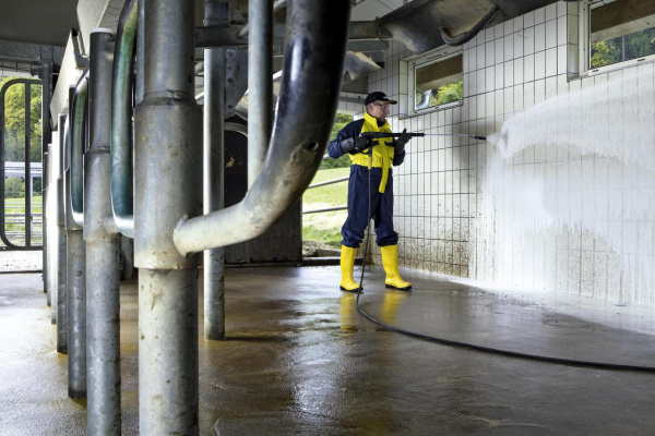 Аппарат высокого давления Karcher HD 13/18-4 S Plus Аппарат высокого давления Karcher HD 13/18-4 S Plus