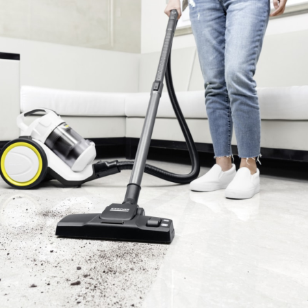Пылесос сухой уборки Karcher VC 3 Floor