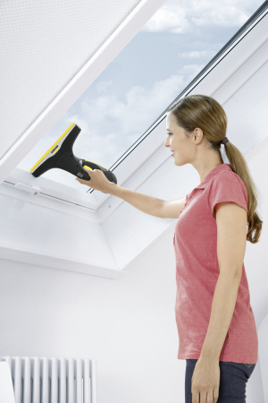 Стеклоочиститель Karcher WV 2 Black Edition
