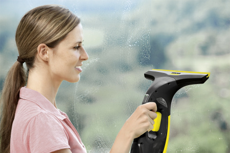 Стеклоочиститель Karcher WV 2 Black Edition