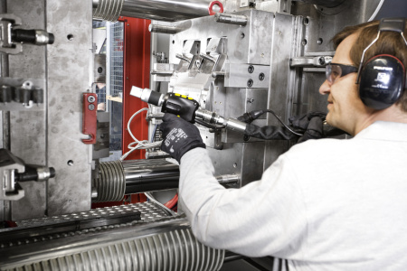 Аппарат для очистки сухим льдом Karcher IB 7/40 Classic Аппарат для очистки сухим льдом Karcher IB 7/40 Classic