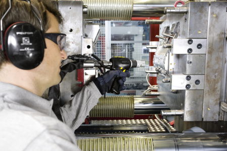 Аппарат для очистки сухим льдом Karcher IB 7/40 Classic Аппарат для очистки сухим льдом Karcher IB 7/40 Classic