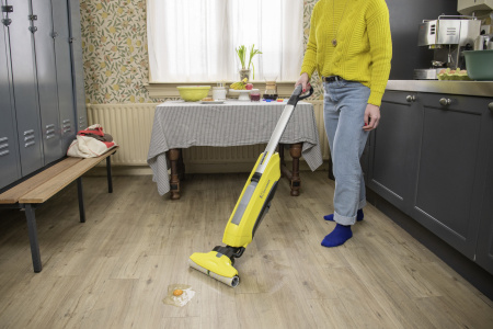 Аппарат для влажной уборки Karcher FC 5 Cordless