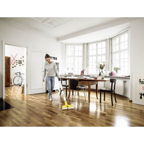 Аппарат для влажной уборки Karcher EWM 2