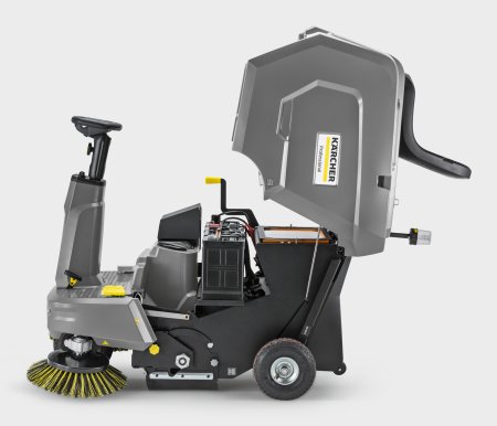 Подметально-всасывающая машина с сиденьем для водителя Karcher KM 85/50 R Bp