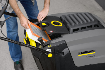Подметальная машина Karcher KM 75/40 W Bp Подметальная машина Karcher KM 75/40 W Bp