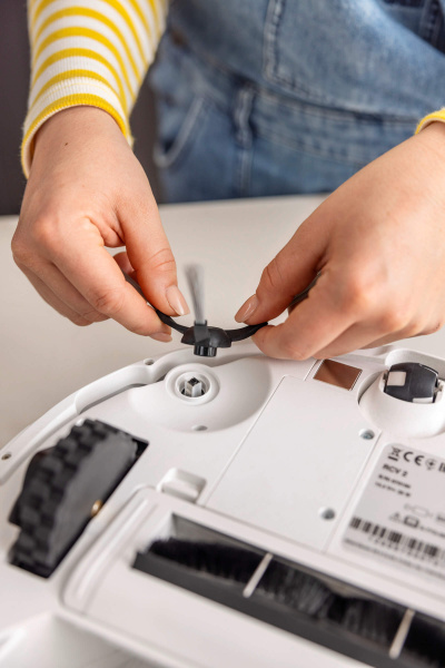 Робот-пылесос с функцией влажной уборки Karcher RCV 2