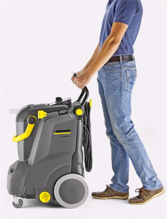 Аппарат для чистки ковров Karcher Puzzi 30/4 Аппарат для чистки ковров Karcher Puzzi 30/4