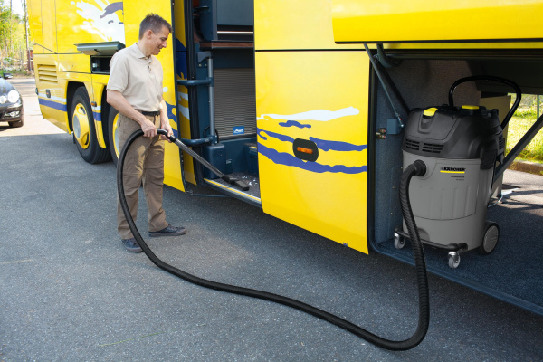 Пылесос для влажной и сухой уборки Karcher NT 65/2 Ap Пылесос для влажной и сухой уборки Karcher NT 65/2 Ap