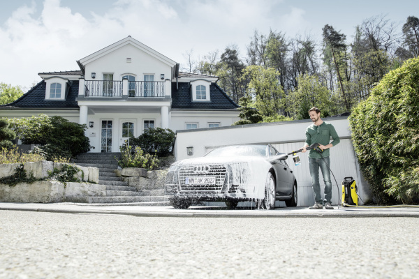 Эко-шампунь Karcher б/м Ultra Foam Cleaner (1л) Эко-шампунь Karcher б/м Ultra Foam Cleaner (1л)