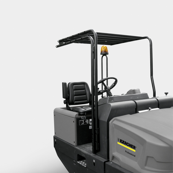 Подметально-всасывающая машина Karcher KM 130/300 R LPG Подметально-всасывающая машина Karcher KM 130/300 R LPG