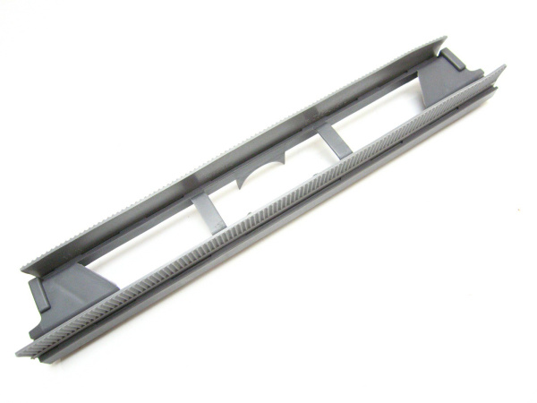 Вставка с резиновыми стяжками в насадку для пола