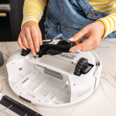 Робот-пылесос с функцией влажной уборки Karcher RCV 2