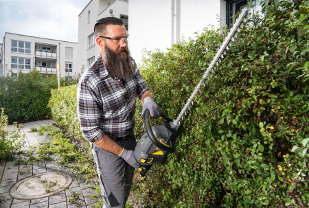 Аккумуляторные ножницы для кустарников Karcher HT 650/36 Bp Аккумуляторные ножницы для кустарников Karcher HT 650/36 Bp