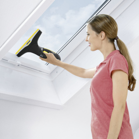 Стеклоочиститель Karcher WV 2 Black Edition
