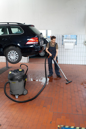 Пылесос для влажной и сухой уборки Karcher NT 65/2 Ap Пылесос для влажной и сухой уборки Karcher NT 65/2 Ap