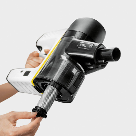 Аккумуляторный вертикальный пылесос Karcher VC 7 Signature Line