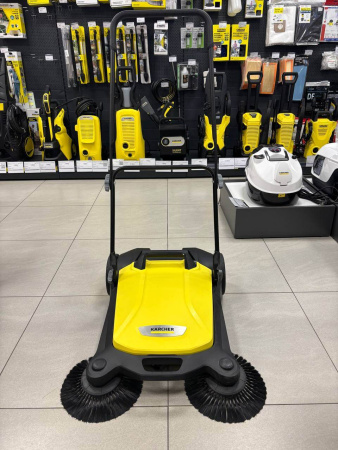 Подметальная машина Karcher S 4 Twin (мелкие потертости на корпусе, помята коробка)
