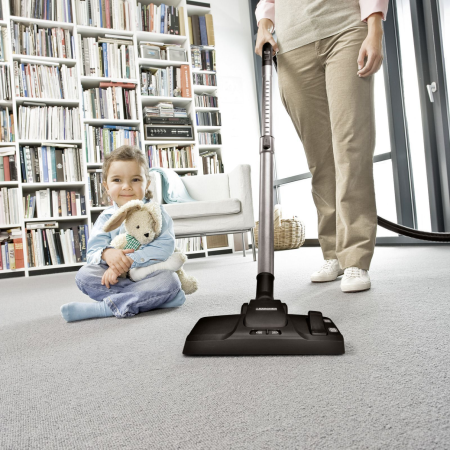 Пылесос сухой уборки Karcher VC 3 Floor