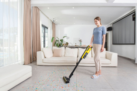 Аккумуляторный вертикальный пылесос Karcher VC 4S Cordless Plus Аккумуляторный вертикальный пылесос Karcher VC 4S Cordless Plus