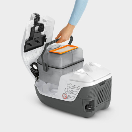 Пылесос с аквафильтром Karcher DS 6 Premium Plus