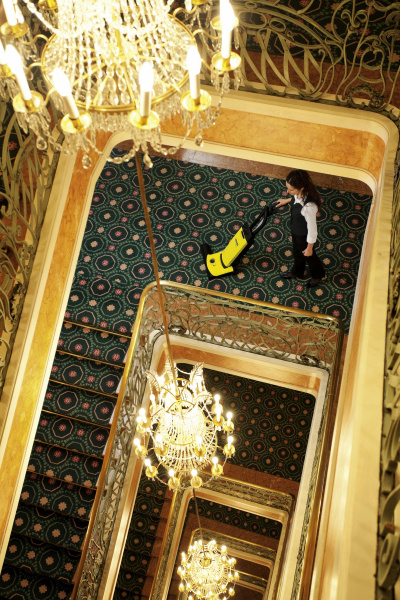 Щеточный пылесос Karcher CV 48/2 Щеточный пылесос Karcher CV 48/2