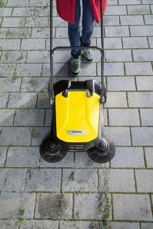 Подметальная машина Karcher S 4 Twin