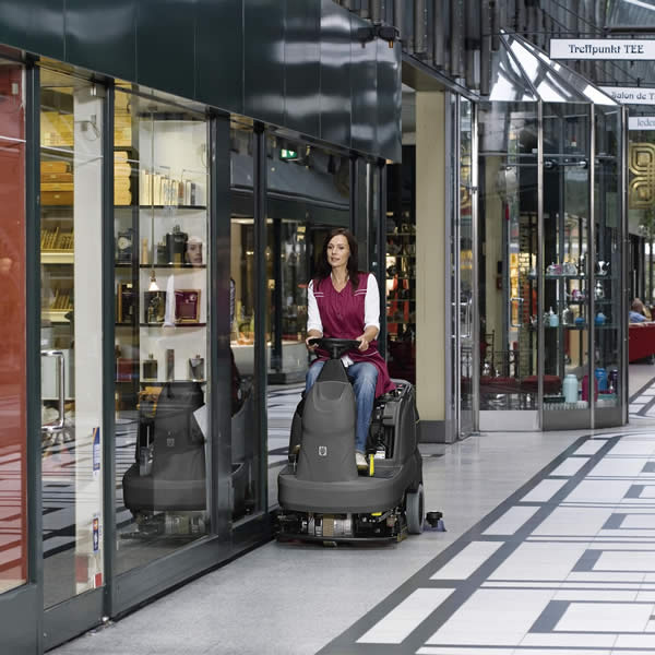 Поломоечная машина с сиденьем для водителя Karcher B 90 R Classic Bp (R 75)