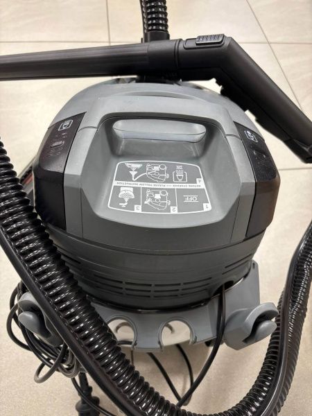 Пылесос моющий Karcher SE 6.100 (помят шланг)