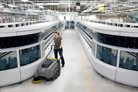 Подметальная машина Karcher KM 75/40 W Bp Подметальная машина Karcher KM 75/40 W Bp